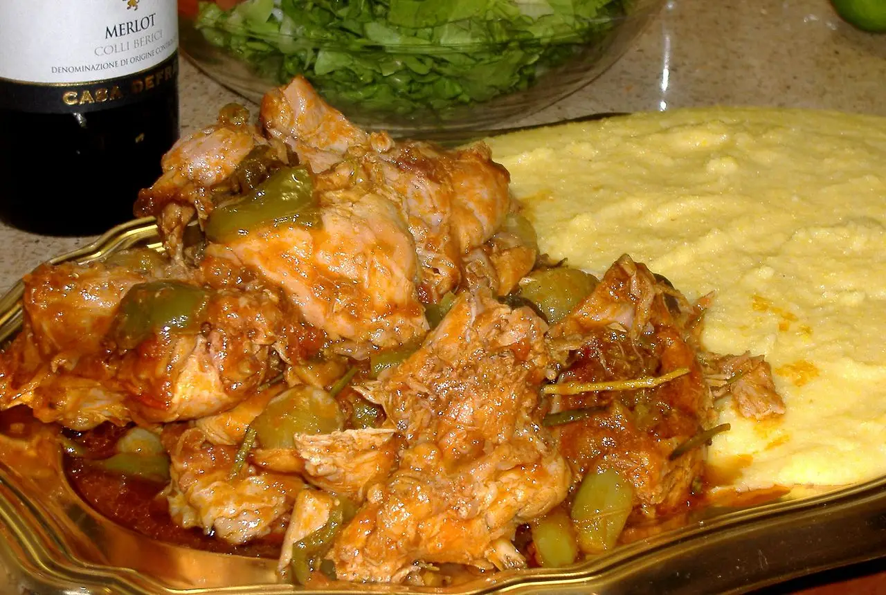 Scopri il motivo scientifico per cui è meglio non cucinare il pollo con il limone