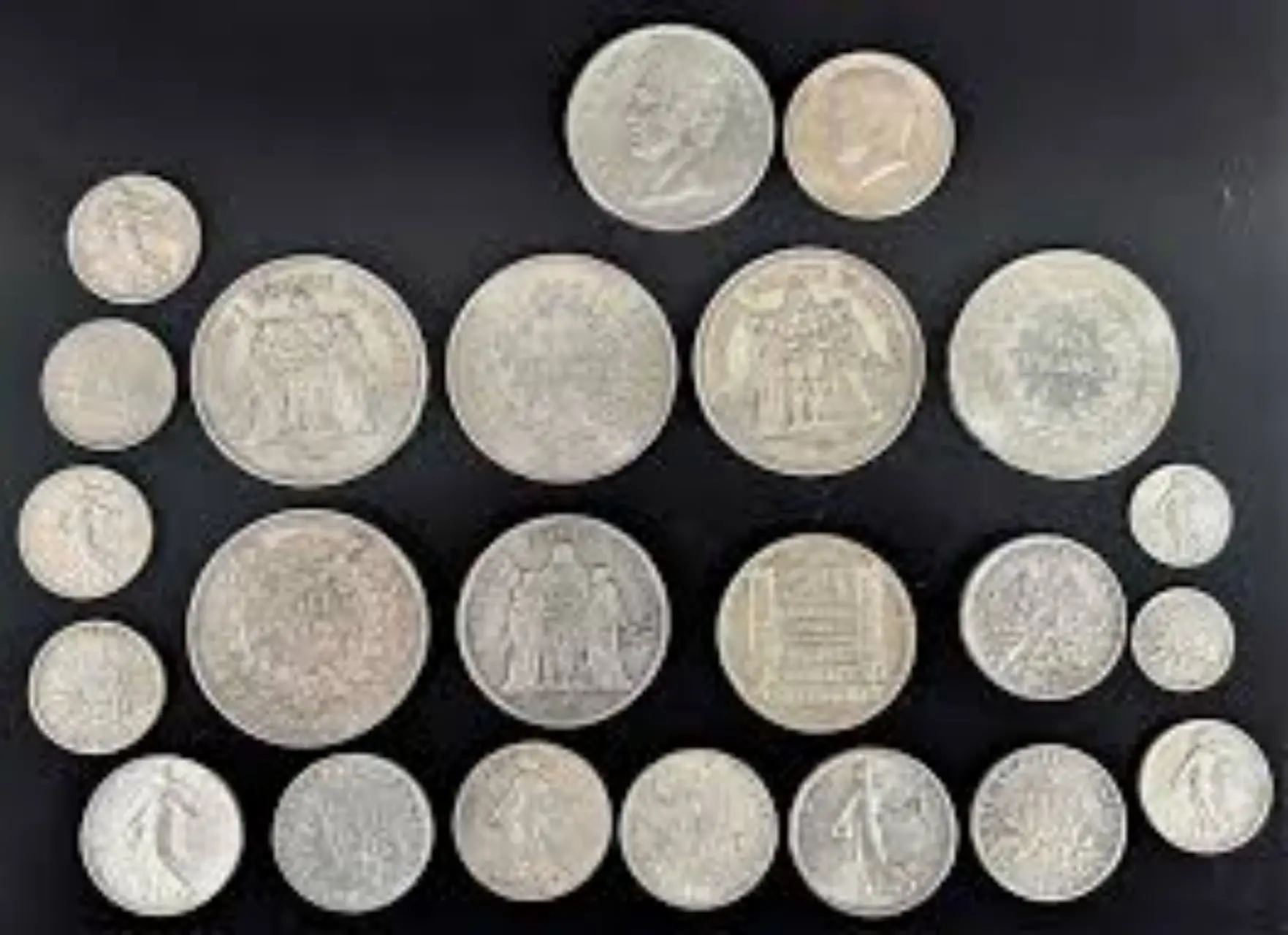 Come riconoscere le monete rare in casa: i prezzi attuali sorprendono tutti Come riconoscere le monete rare in casa: i prezzi attuali sorprendono tutti