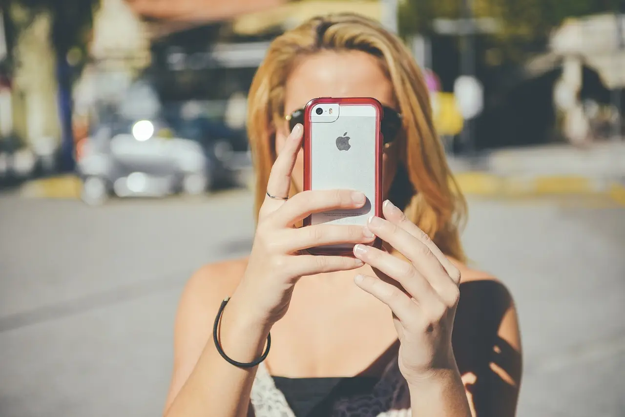 Elimina foto doppie dallo smartphone in pochi minuti con questi semplici passaggi Elimina foto doppie dallo smartphone in pochi minuti con questi semplici passaggi